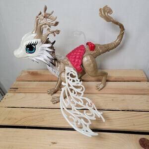 Ever After High Dragon Games Braebyrn Dragon Figure